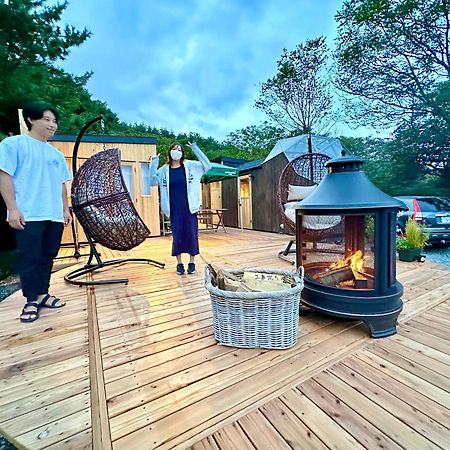 מלון פוג'יקאוואגוצ'יקו Fuji Dome Glamping מראה חיצוני תמונה