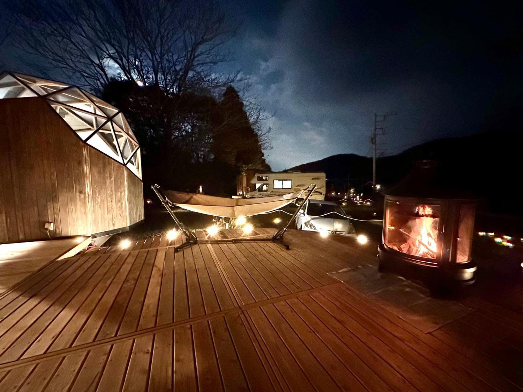 מלון פוג'יקאוואגוצ'יקו Fuji Dome Glamping מראה חיצוני תמונה