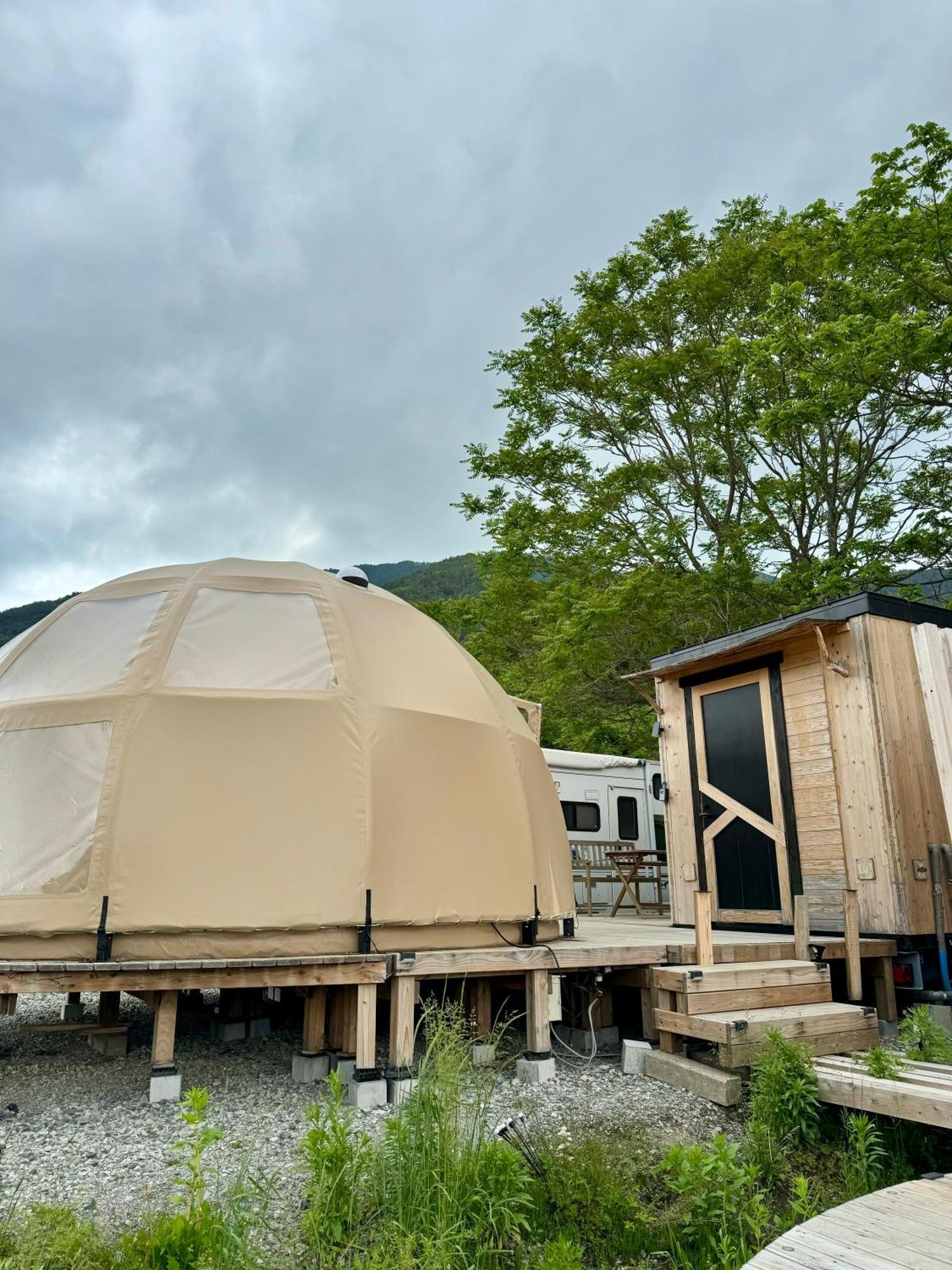 מלון פוג'יקאוואגוצ'יקו Fuji Dome Glamping מראה חיצוני תמונה